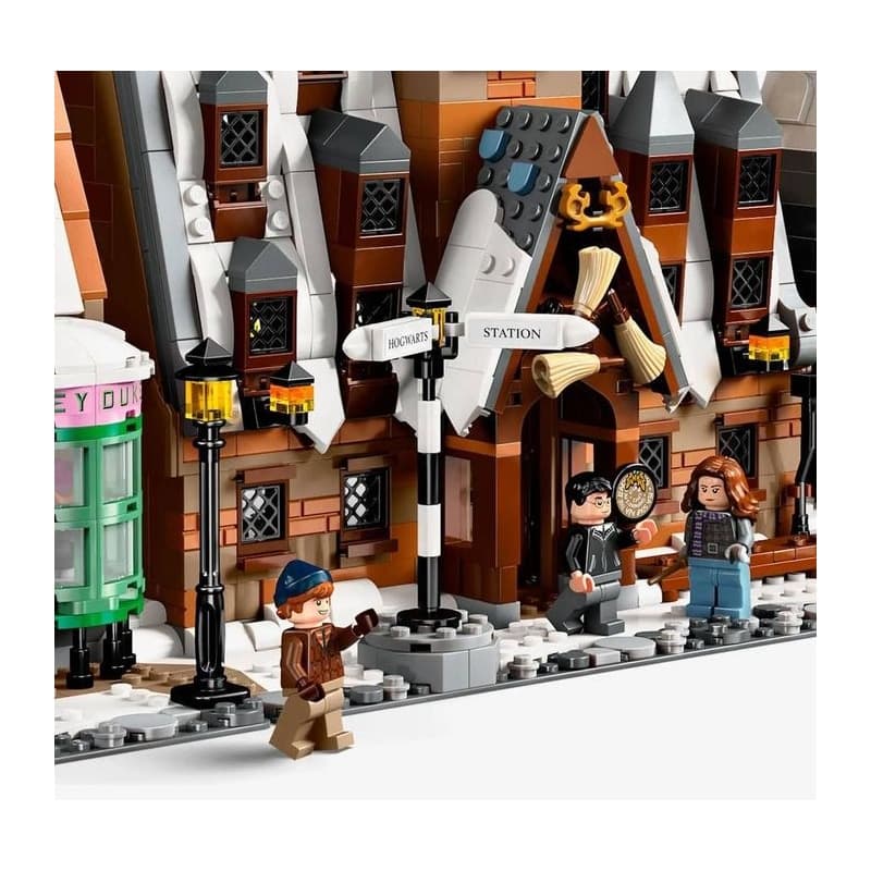 LEGO  «Деревня Хогсмид» - 76457 — фото 3